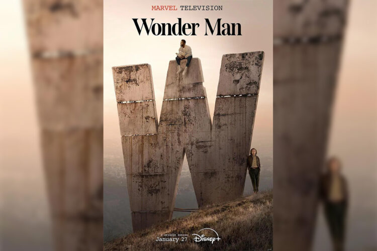 extrana-pareja-wonder-man