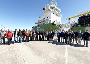 gabarra-maya-cosulich-puerto-inauguracion-bendicion
