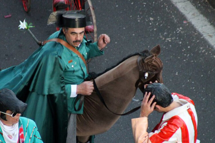 guardia-civil-avisa-ojo-con-disfraces-carnavales