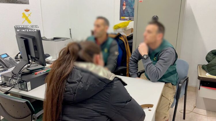 guardia-civil-desarticula-red-estafas-perjudicado-ceuta-2