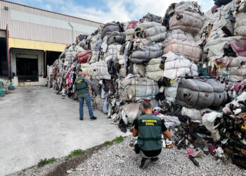 guardia-civil-investiga-personas-traslado-residuos-textiles-marruecos