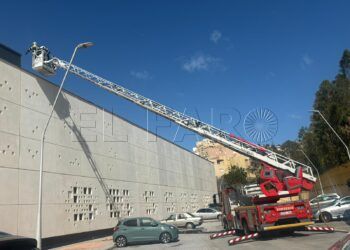 incendio-controlado-polideportivo-diaz-flor-12