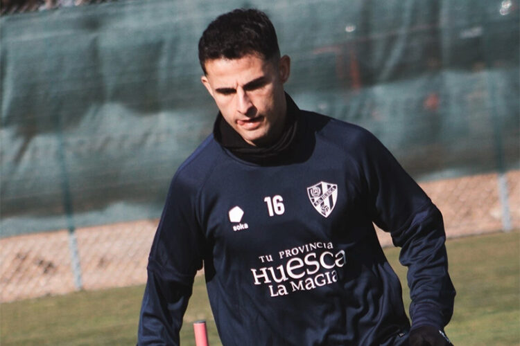 jesus-alvarez-ceuta-salir-cuchillo-dientes