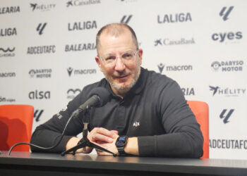 jose-juan-romero-entrenador-ad-ceuta-rueda-prensa-partido-granada-cf