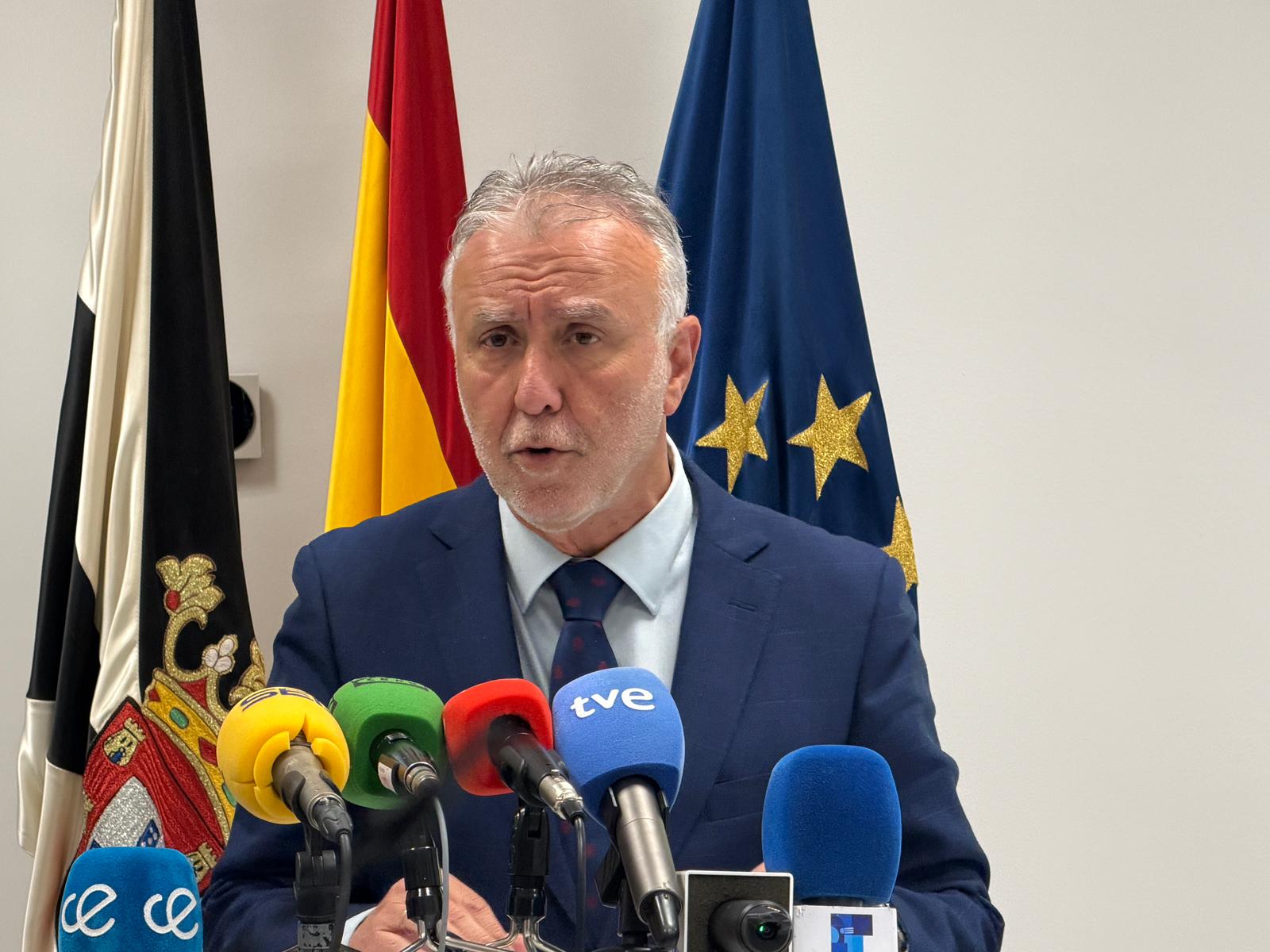 ministro-politica-territorial-angel-victor-torres-comparecencia-menores-5