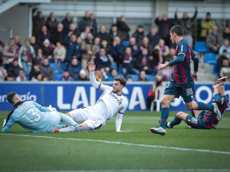 partido-sd-huesca-ad-ceuta-primera-parte-009