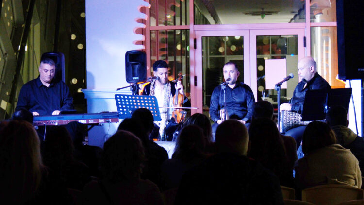 puente-musical-al-andalus-oriente-inaugura-noches-ramadan-concierto-hamid-ajbar-15