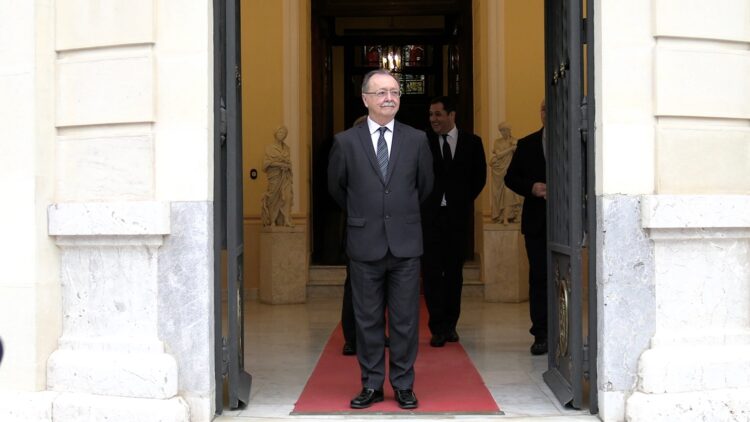 reunion-trabajo-vivas-ministro-politica-territorial-angel-victor-torres-16