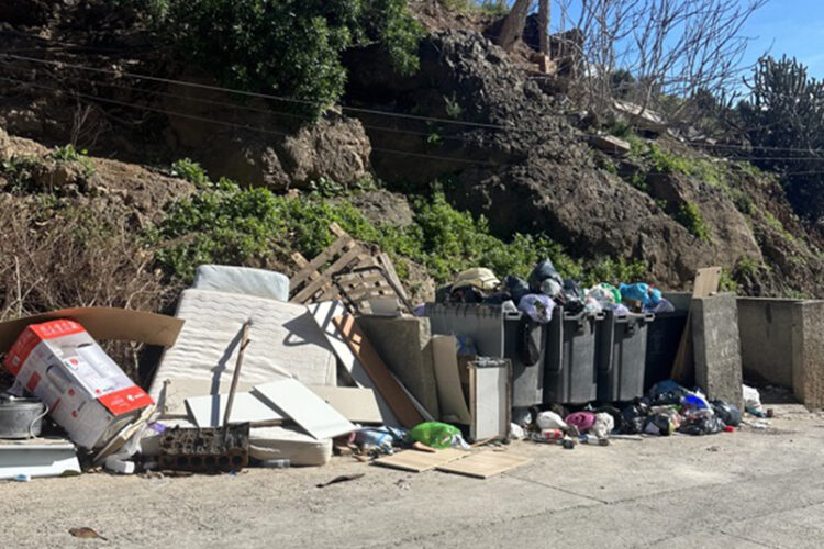 vecinos-arcos-quebrados-hartos-abandono-003