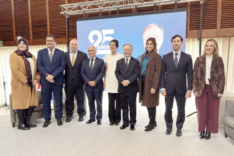 Evento-Juan-Vivas-25-años-gestión-El-Faro-5-004-portada