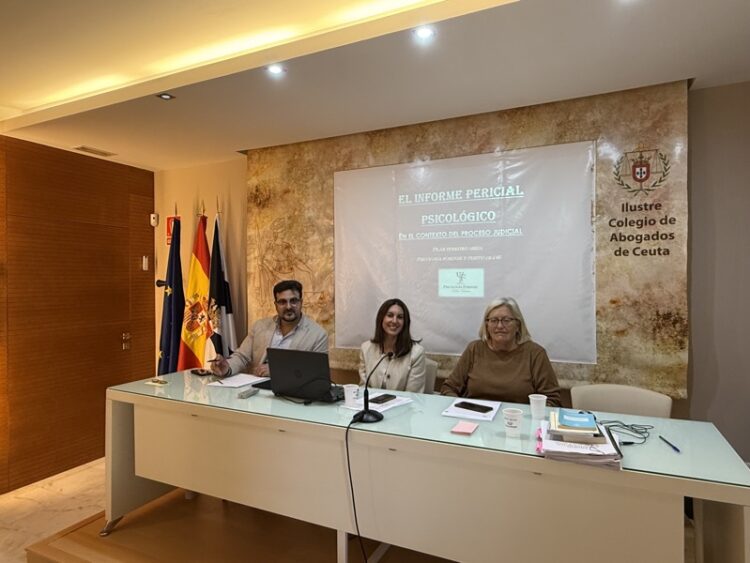 abogacia-joven-ceuta-inaugura-aula-aja-sesion-pericial-psicologica-002