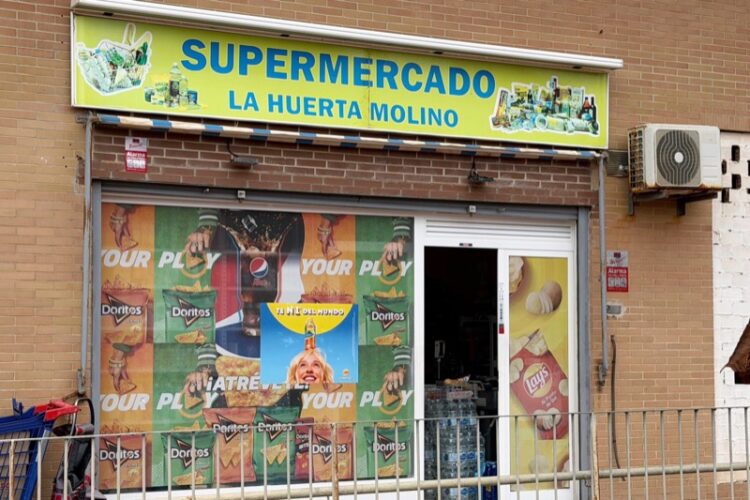 agreden-punta-pistola-comerciante-huerto-molino-002