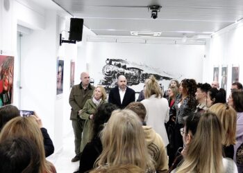 belleza-color-mujeres-ceuties-exposicion-unik-1