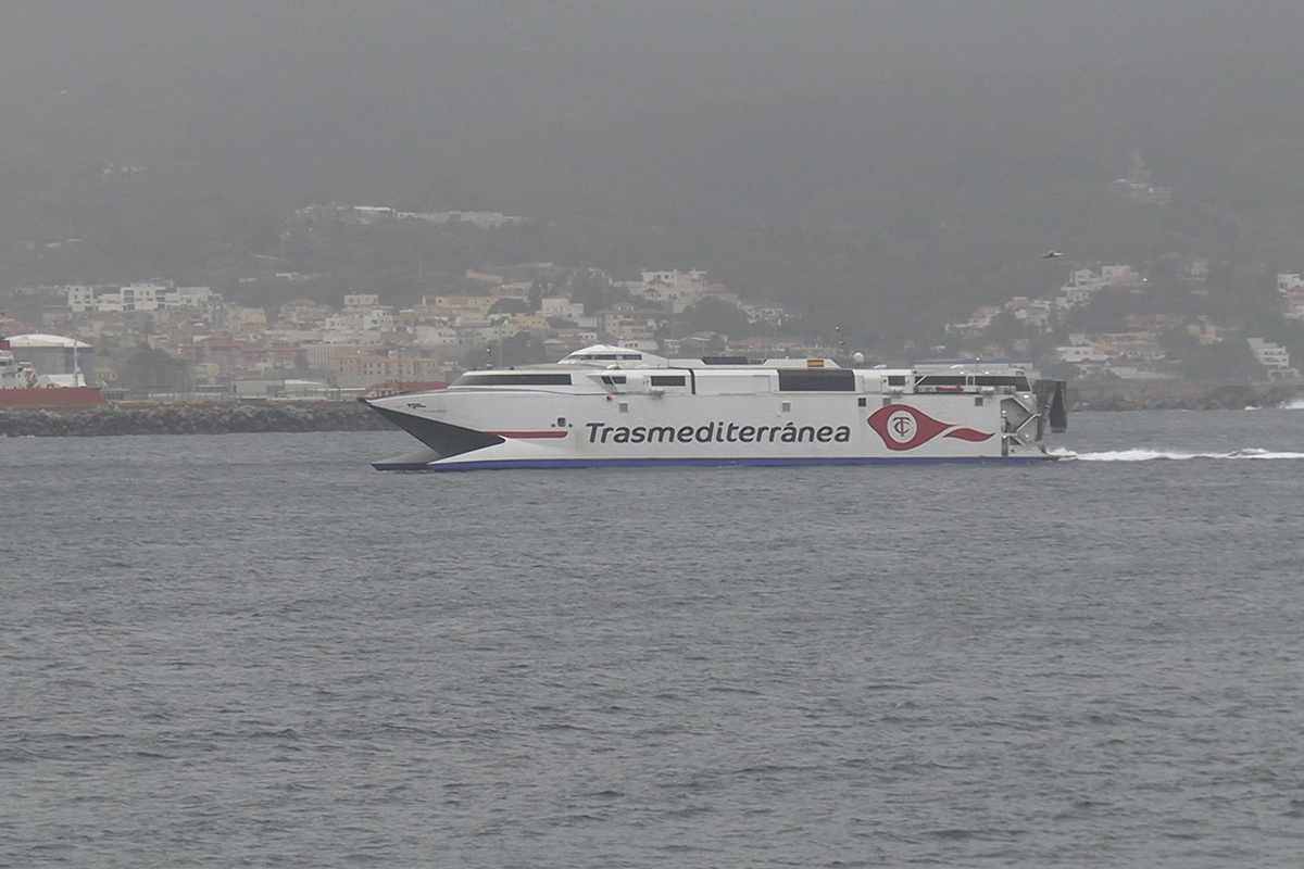 cancelacion-barco-trasmediterranea-borrasca-therese