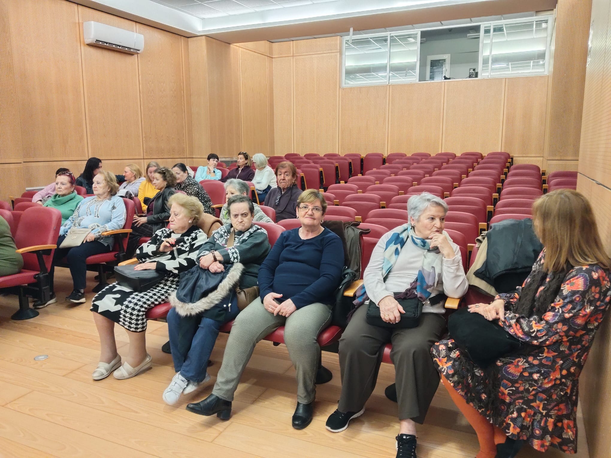 centro-mayor-endulza-sala-semana-santa-1