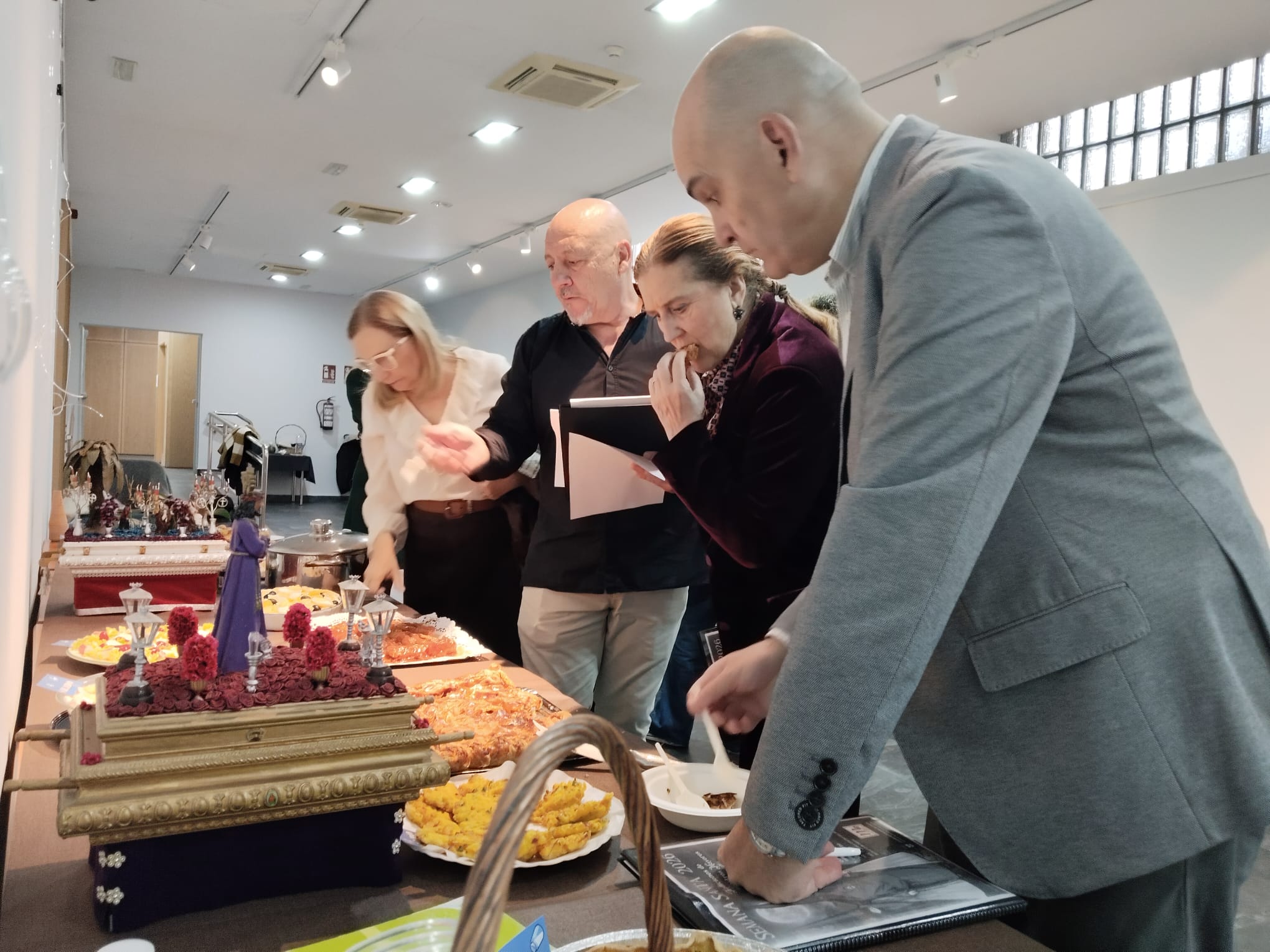 centro-mayor-endulza-sala-semana-santa-14