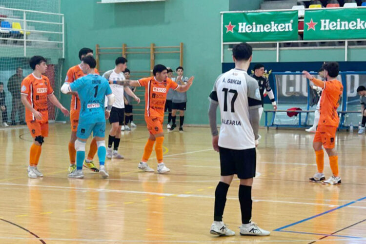 ceuti-complica-permanencia-caer-burela-015