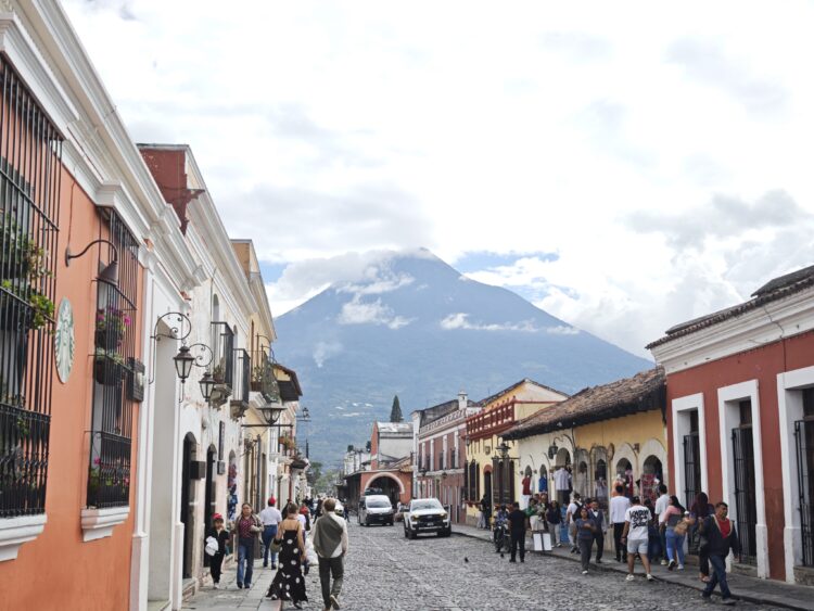 chichicastenango-antigua-colaboracion-1