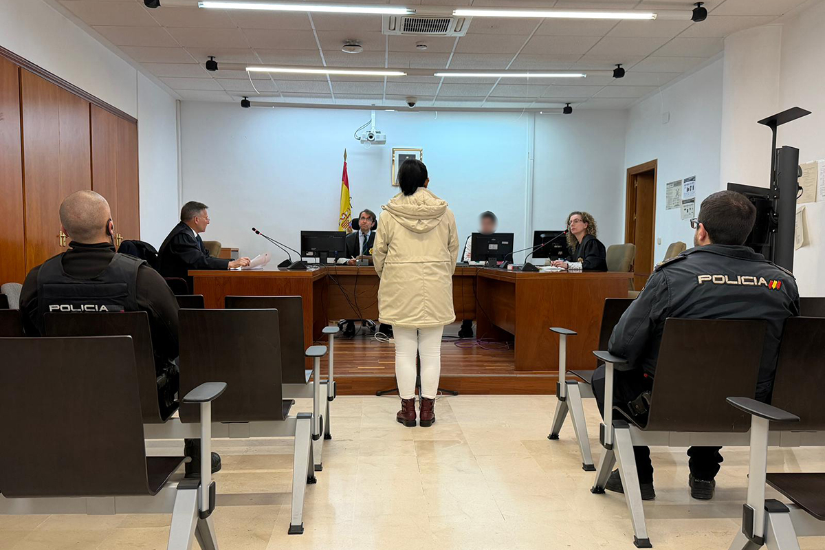 condenada-intentar-pase-kilos-hachis-ocultos-doble-fondo