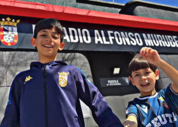 emotivo-homenaje-musical-padre-sus-hijos-ad-ceuta-001