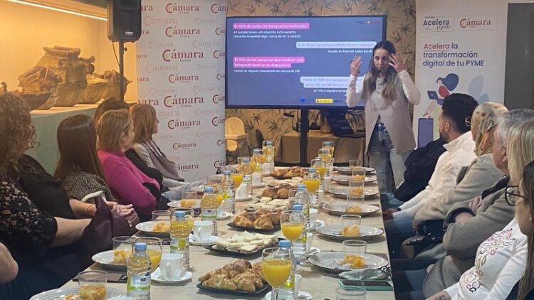 empresas-aprenden-crear-contenido-digital-aumentar-ventas-desayuno-tecnologico-005