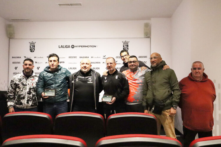 formacion-comite-entrenadores-finaliza-entrega-placas-2