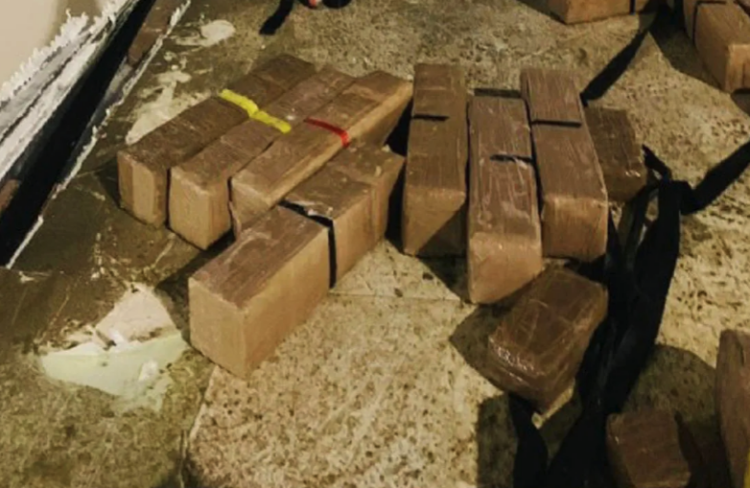 golpe-narcotrafico-tanger-med-kilos-resina-hachis-escondidos-fruta