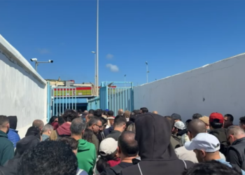 indignacion-caos-frontera-tarajal-lleva-horas-sin-moverse-cola-1