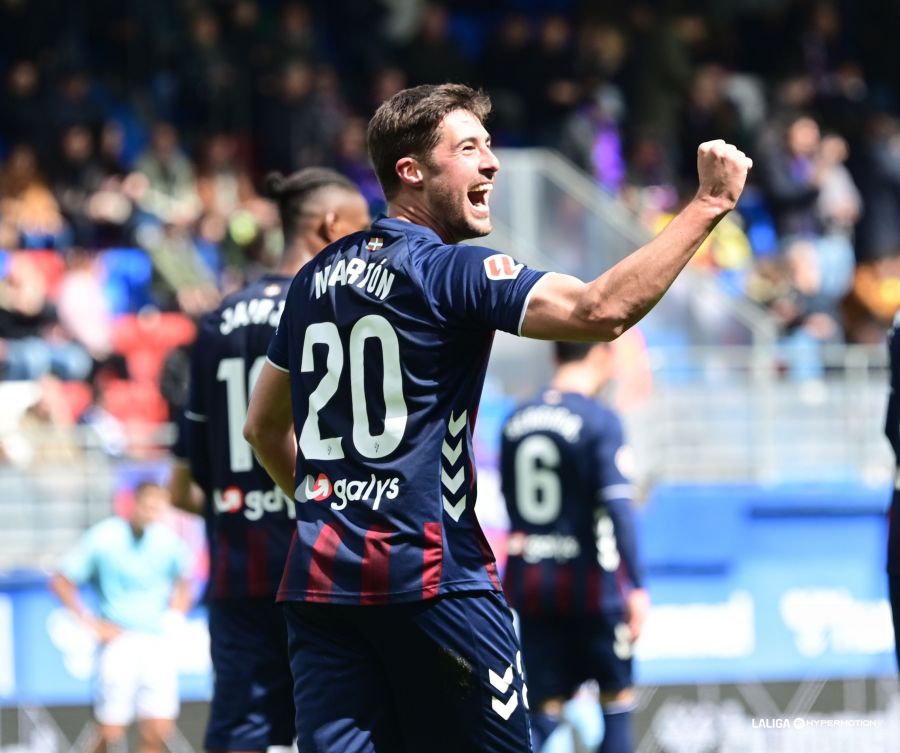 jornada-32-liga-hypermotion-todo-apretado-arriba-abajo-2