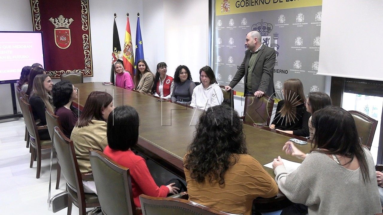 delegacion-gobierno-reune-jovenes-encuentro-promover-igualdad