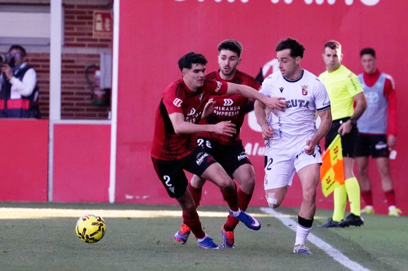 marino-illescas-centrocampista-ad-ceuta-4