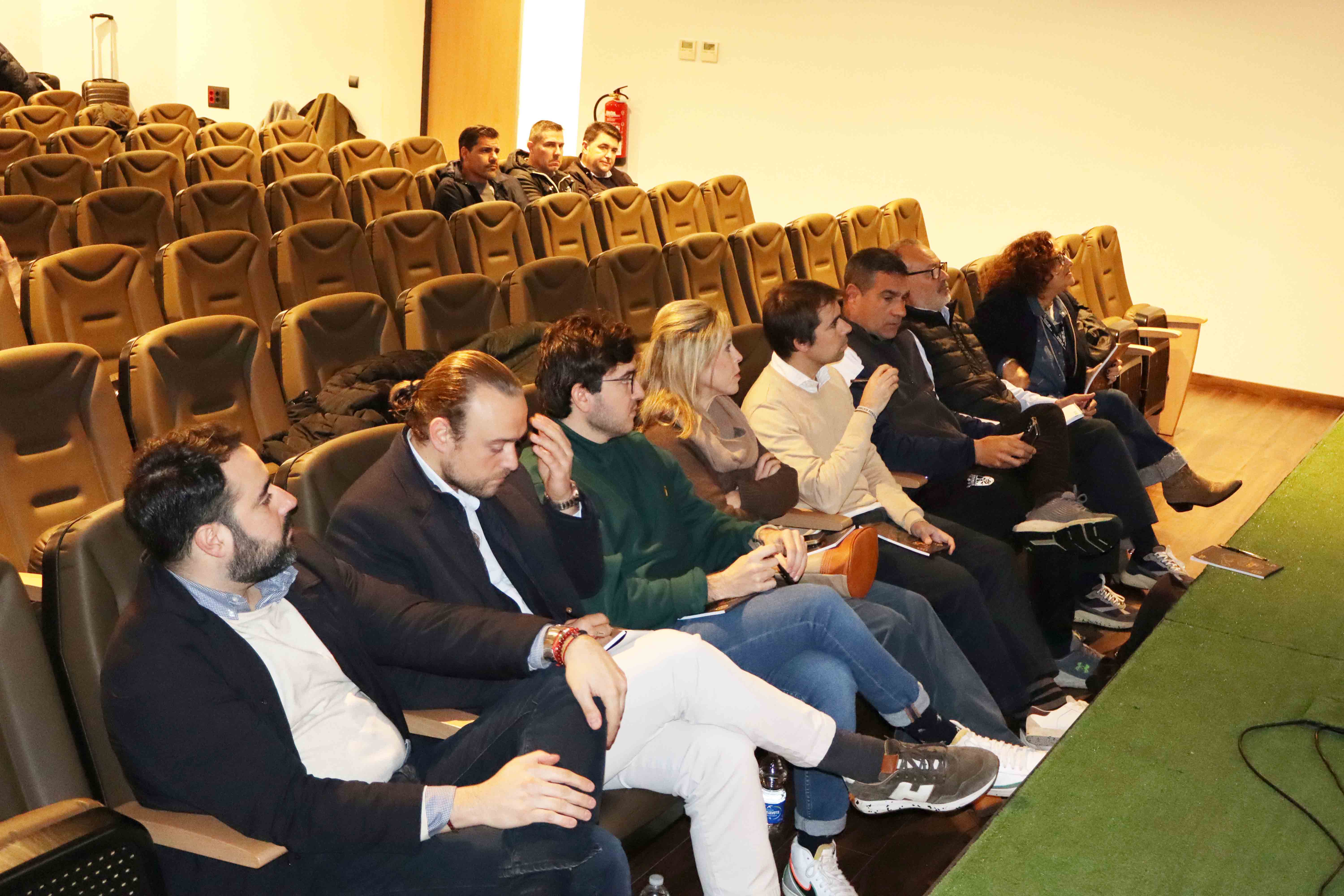 oficina-clubes-laliga-visita-ad-ceuta-impulsar-desarrollo-estrategico-1