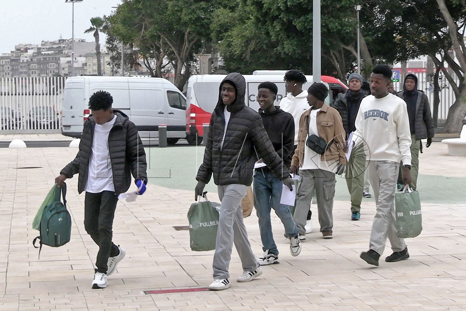 portada-grupo-sudaneses-deja-ceti-ceuta-peninsula