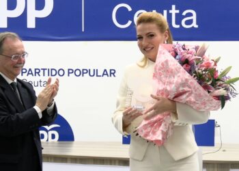 premio-mujer-10-pp-ensalza-talento-constancia-nazaret-compaz-16