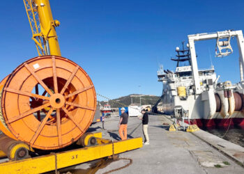 puerto-refuerza-posicion-nodo-logistico-digital-estrecho-003