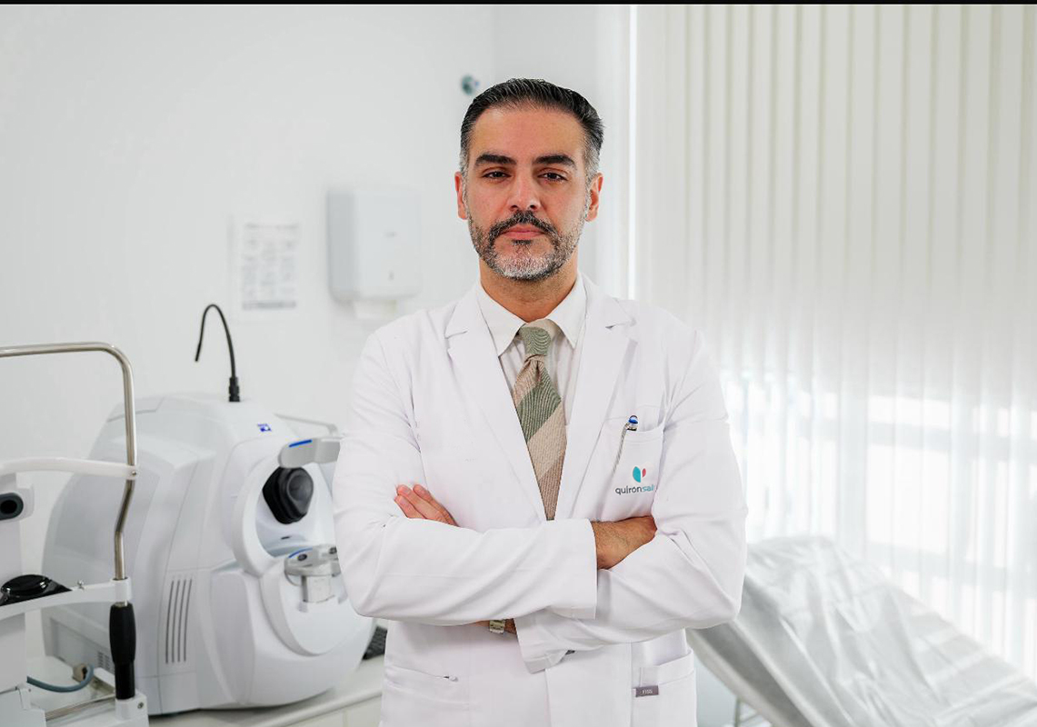 quironsalud-campo-gibraltar-incorpora-cirugia-refractiva-laser-vista-1