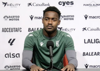 rueda-prensa-aboubacar-bassinga-ud-palmas-ad-ceuta-1