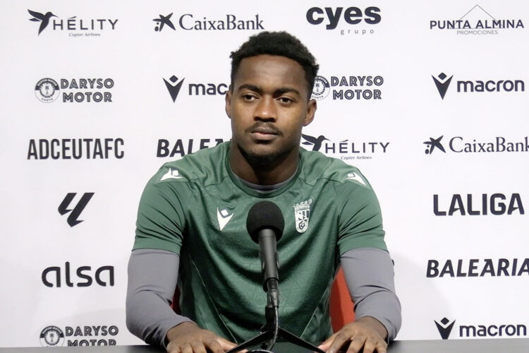 rueda-prensa-aboubacar-bassinga-ud-palmas-ad-ceuta-1