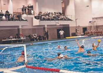 waterpolo-caballa-se-hunde-penaltis-rubi-002