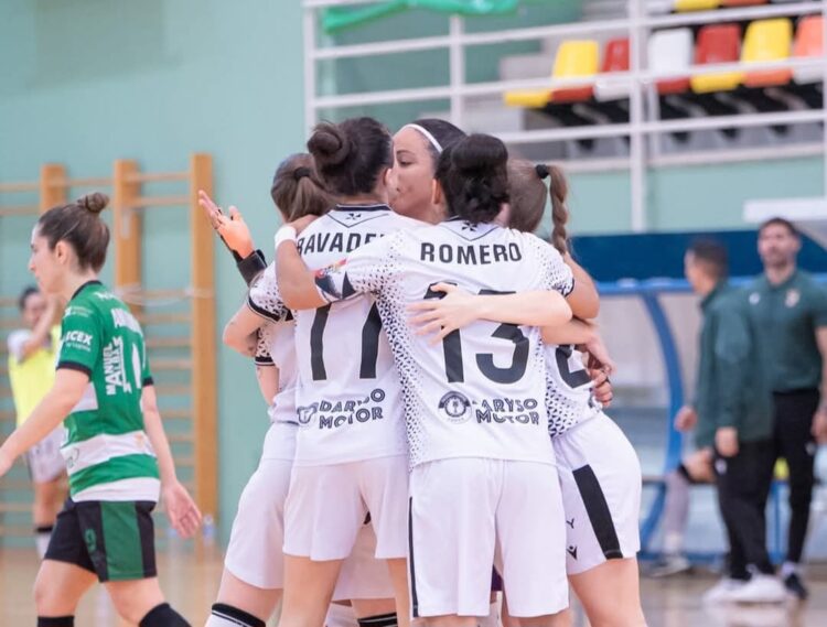ad-ceuta-femenino-llamamiento-aficion-antes-cita-es-todo