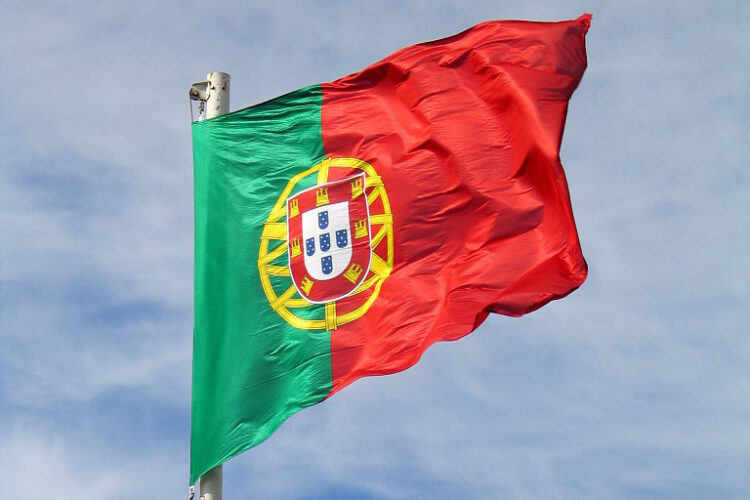 bandera-portugal-comentario-inocente