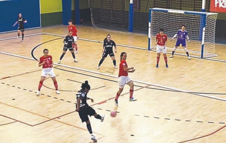 ceuta-femenino-desaprovecha-bala-pinchazo-colista-002