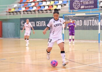 ceuta-femenino-pierde-contra-mostoles-duelo-clave-6