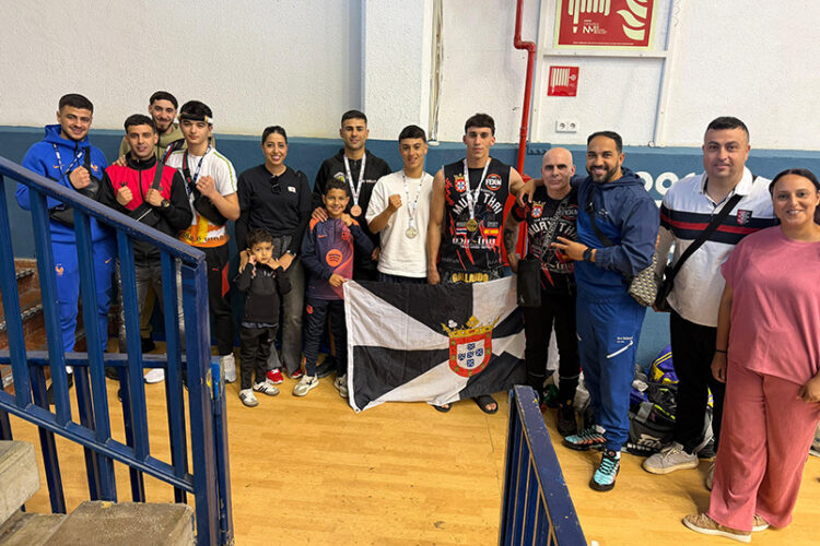 club-tiger-muay-thai-sube-podio-campeonato-espana-medallas-1