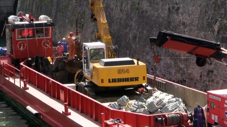 comienzan-trabajos-dragado-foso-6