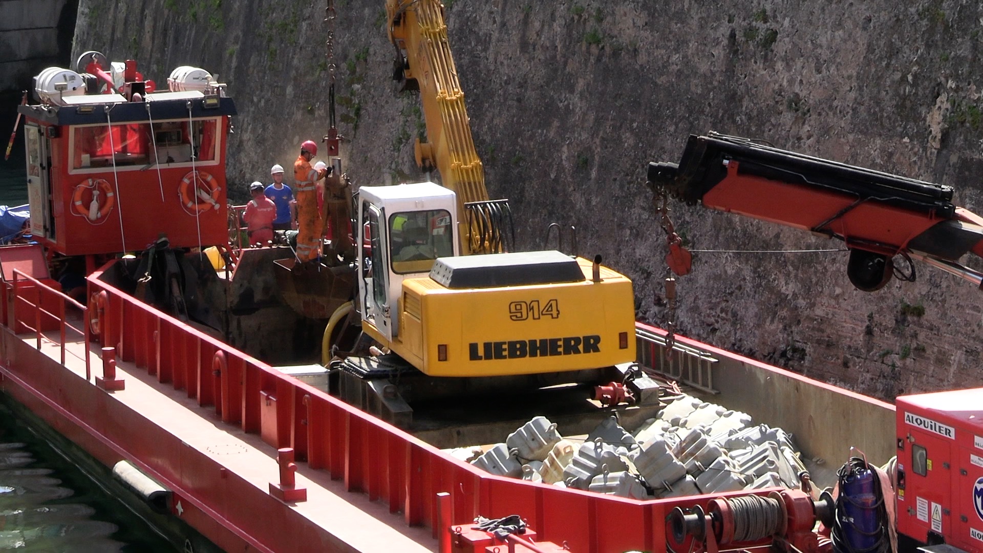 comienzan-trabajos-dragado-foso-6