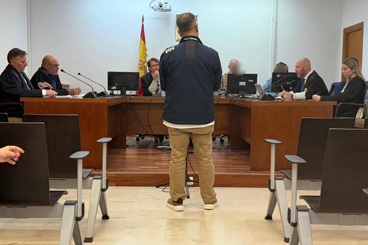 condenado-besar-sin-consentimiento-companera-puesto-trabajo