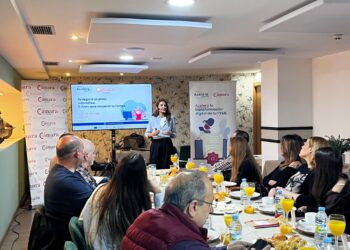 empresarios-se-forman-automatizacion-ganar-tiempo-negocios-camara-comercio-2