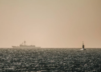 fragata-reina-sofia-vigila-paso-submarino-ruso-aguas-espanolas