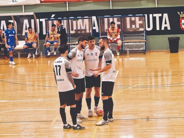 futbol-sala-golpe-casi-definitivo-ua-ceuti